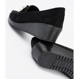 Shelvt Fekete velúr cipő dekoratív mackóval 1