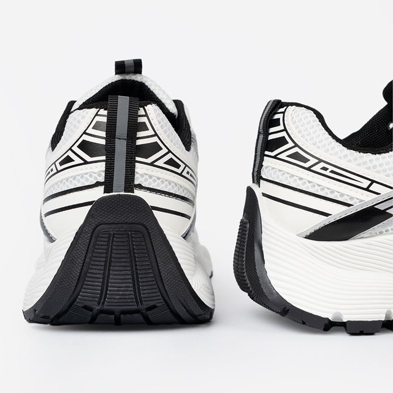 Shelvt Fehér és fehér kényelmes cipők egy hálóval 1