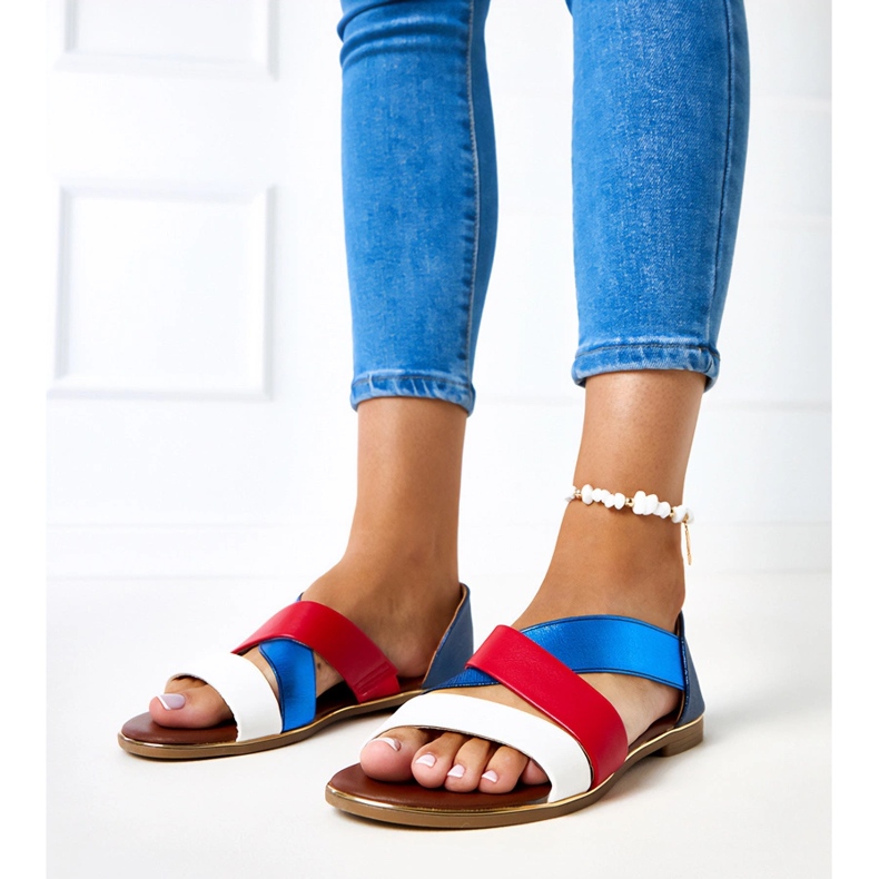 Evento Színes szandál zárt sarokkal a Massawa márkától fehér 1 Evento Színes szandál zárt sarokkal a Massawa márkától fehér 1