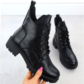 Női csizma szigetelt fekete VinceZa 58609 1