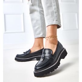 Fekete cipők dekorációval és köbös cirkóniummal 1