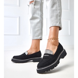 Fekete ekozamszu mokaszinok köbös cirkóniummal díszítve Klooren 2