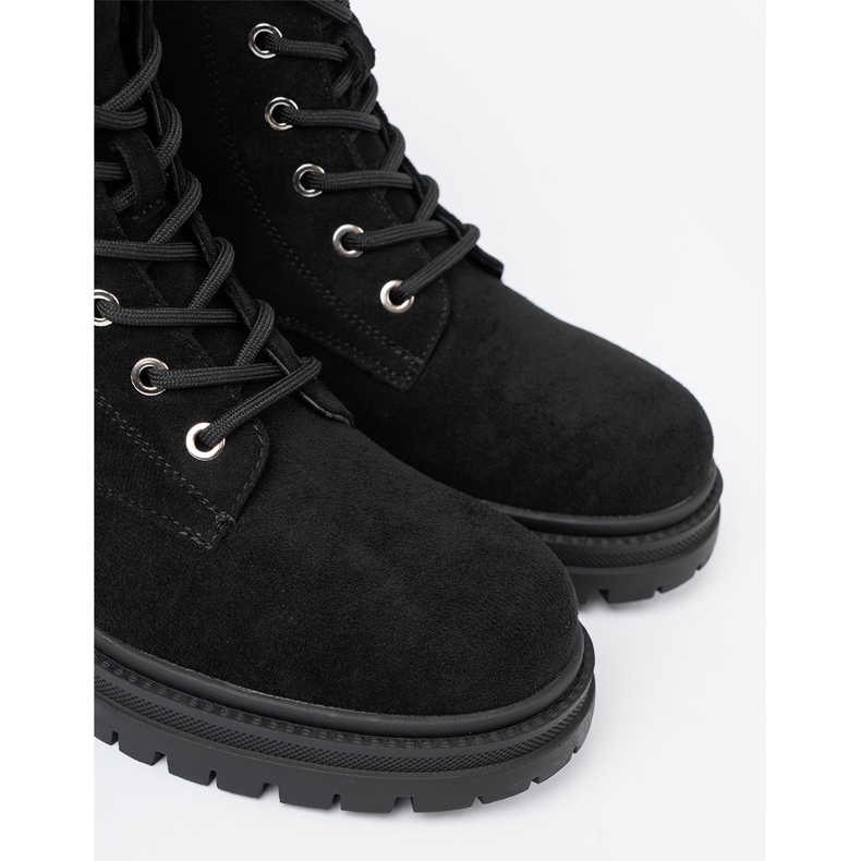 Shelvt Elegáns fekete munkavállalók fényes kristályokkal 1