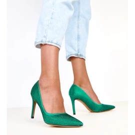 Zöld szatén szivattyúk cirkonokkal a sarkon Aranka 2