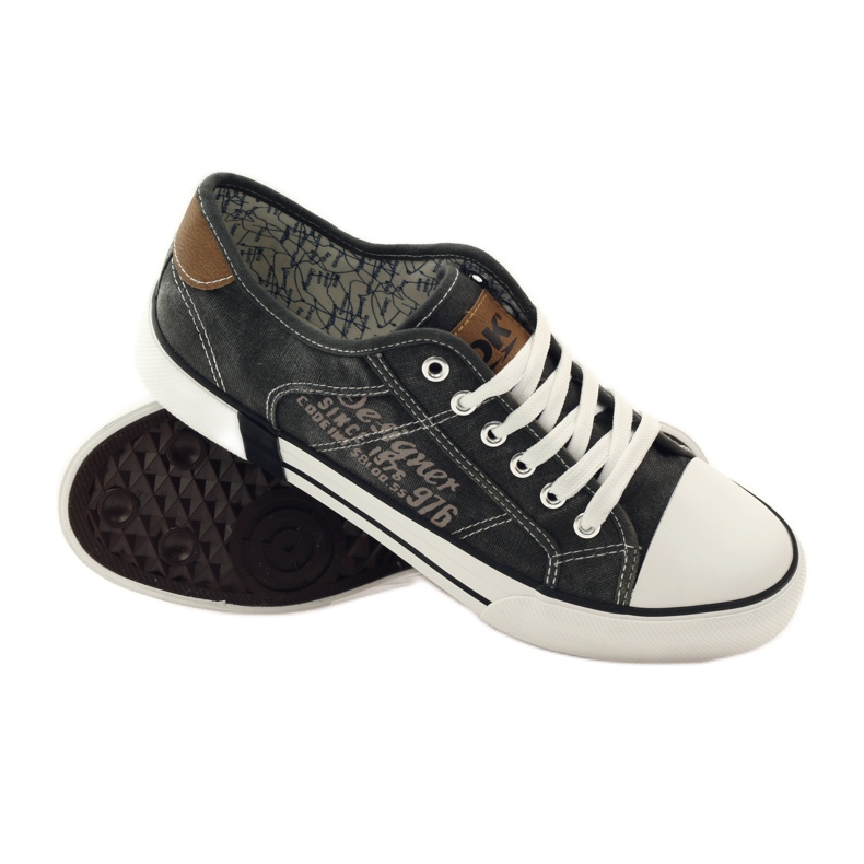 DK Szürke tornacipő megkötve 0024 3