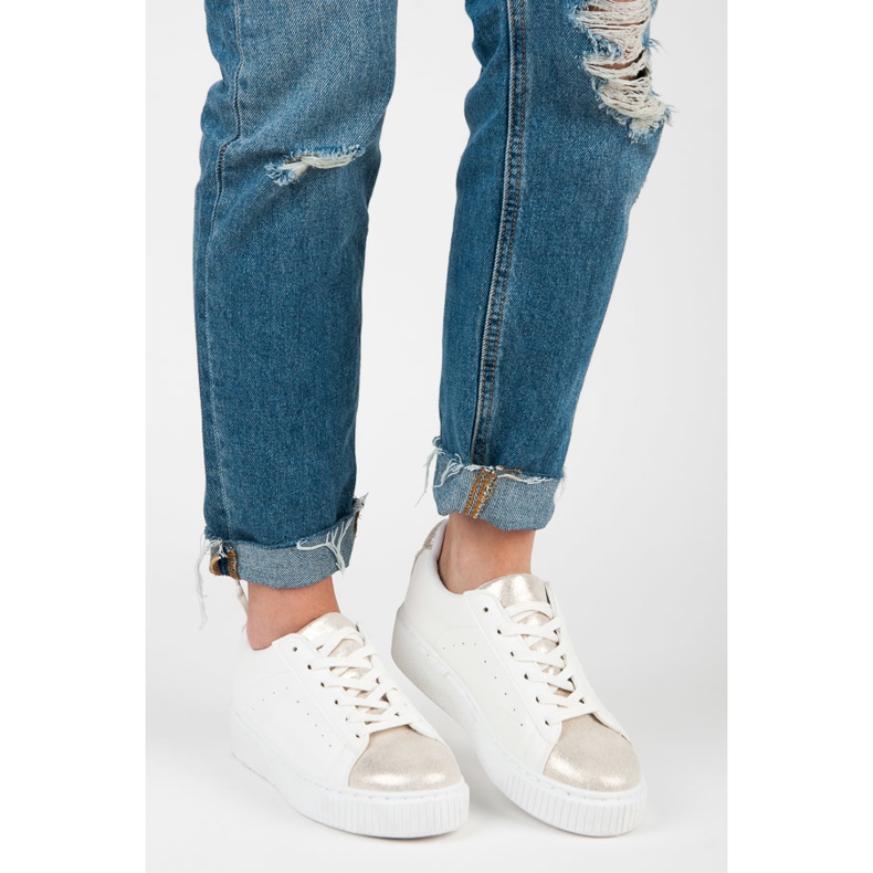 Megkötött kígyómintás tornacipő fehér 1