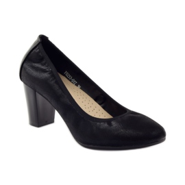 Sergio Leone Szivattyú 233 oszlopon fekete 1