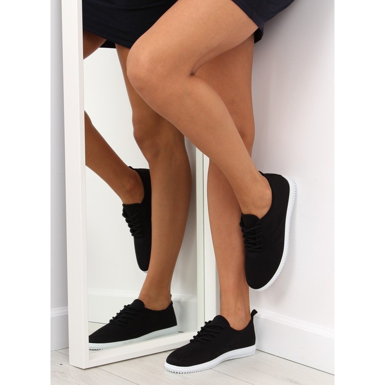 Fekete női tornacipő LA10P Fekete 1