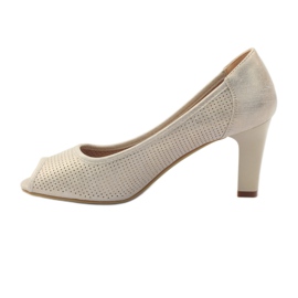 Perforált szivattyúk Sergio Leone 232 barna sárga 2