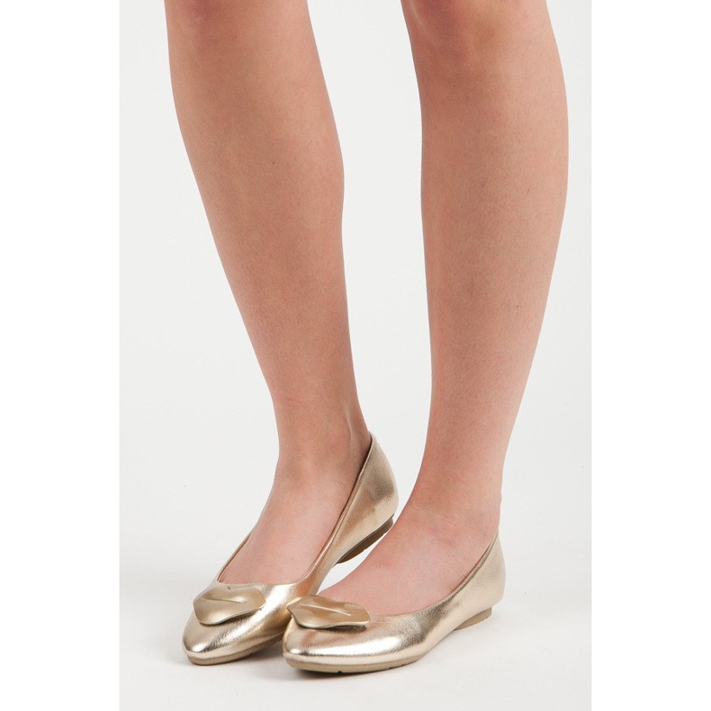 Fama Balerina csók sárga 1