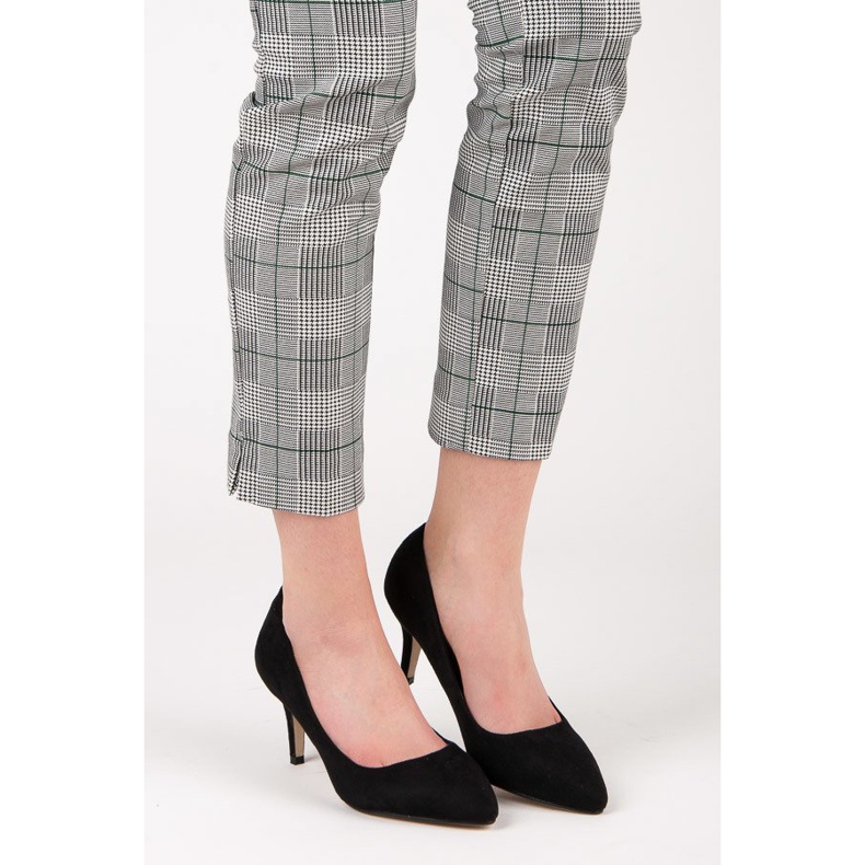 Velúr szivattyú magas sarkú cipőben fekete 1