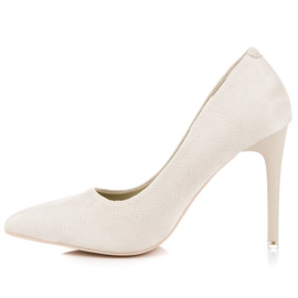 Krémes magassarkú barna 1 Krémes magassarkú barna 1