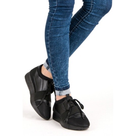 Csúsztatható sportcipő fekete 2