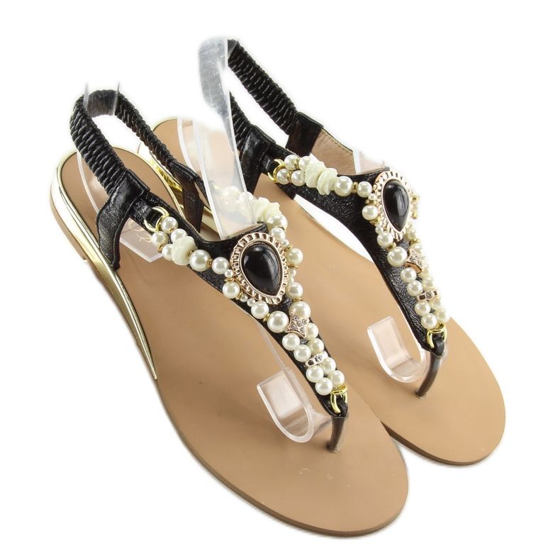 Fekete gyöngyös szandál D580 fekete 2