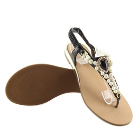 Fekete gyöngyös szandál D580 fekete 1