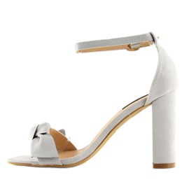 Szürke magas sarkú szandál 118-11 szürke 1