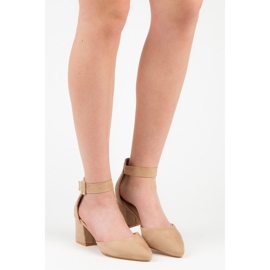 Alacsony sarkú velúr szandál barna 1