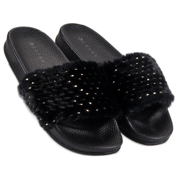 Erynn Fekete papucs bundával 2