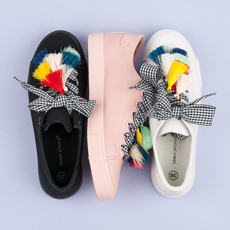 Ideal Shoes Rózsaszín tornacipő rojtokkal 1