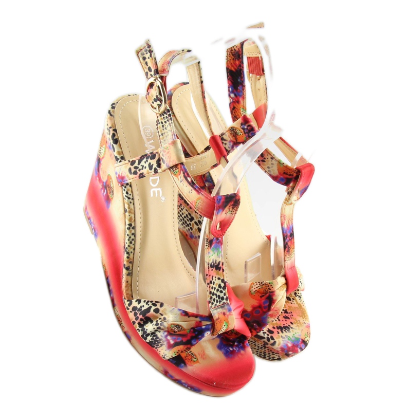 Szatén ékszandál 903 piros 1