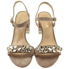 Szandál a Sagan 53214 bézs színű oszlopon 4