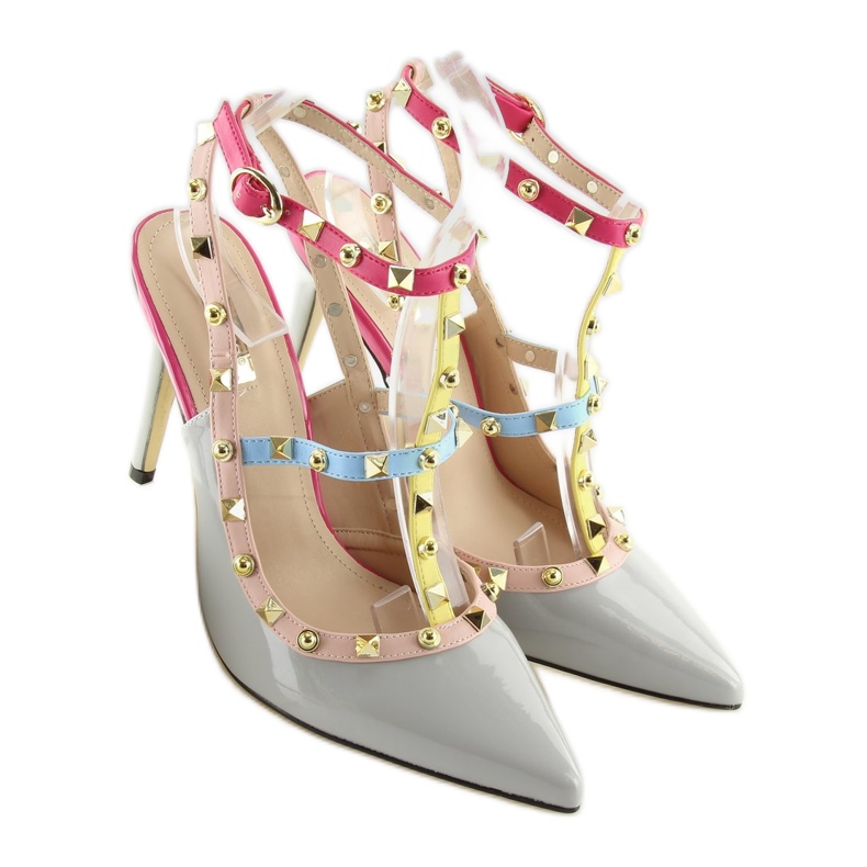 Szivattyúk szürke csapokkal 1381 1