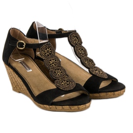 Corina Dekoratív ékszandál fekete 2