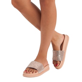 Rózsaszín papucs kristályokkal 2