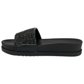 Stílusos fekete papucs 1 Stílusos fekete papucs 1