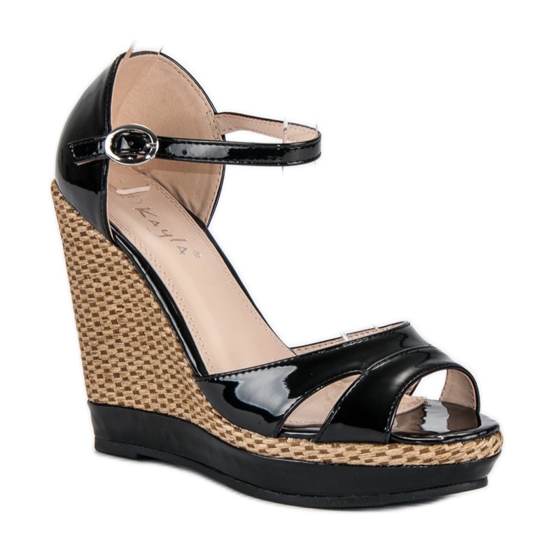 Kayla Fekete lakkozott ék szandál 1