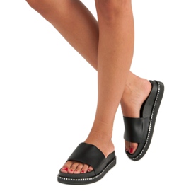 Bestelle Fekete női papucs 1