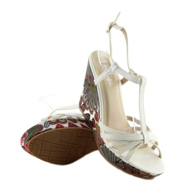 Fehér ékszandál BL201 fehér 1 Fehér ékszandál BL201 fehér 1