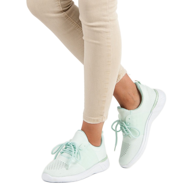 Könnyű sportcipő zöld 1