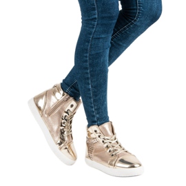 Lakkozott tornacipő a boka fölött sárga 2