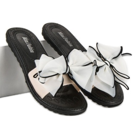 Papucs masnival barna 1