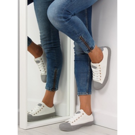 Cipők színes gumin W-3051 fehér 1 Cipők színes gumin W-3051 fehér 1