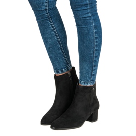 Filippo Női velúr cipő fekete 1