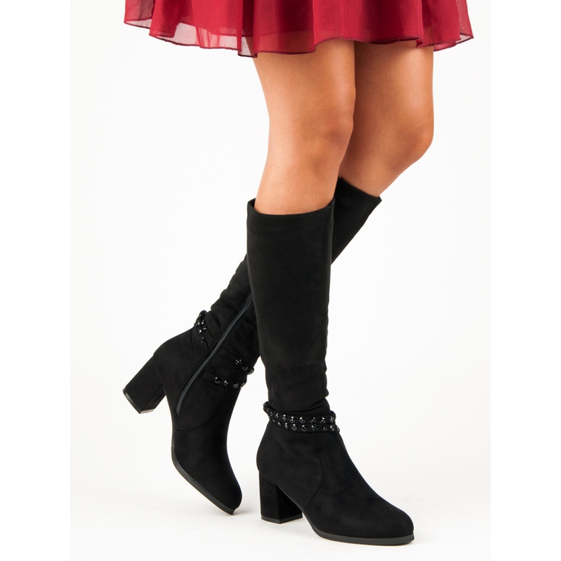 Velúr csizma a poszton fekete 2 Velúr csizma a poszton fekete 2