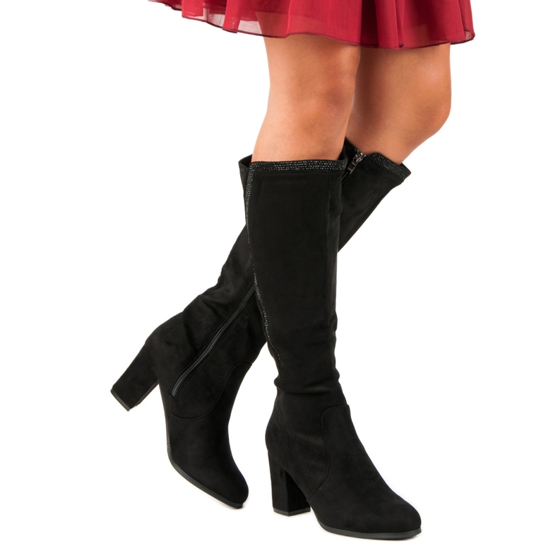 Fekete velúr csizma 2 Fekete velúr csizma 2