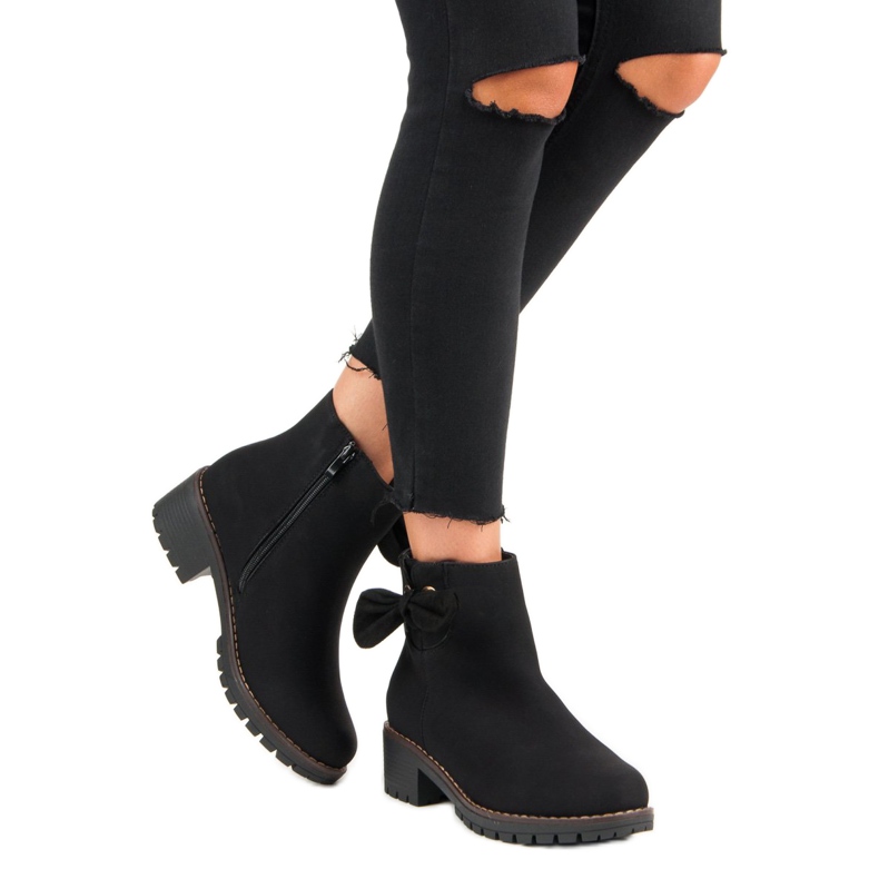 Fekete magas sarkú csizma 2