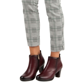 Elegáns csizma a vinceza oszlopon piros 1