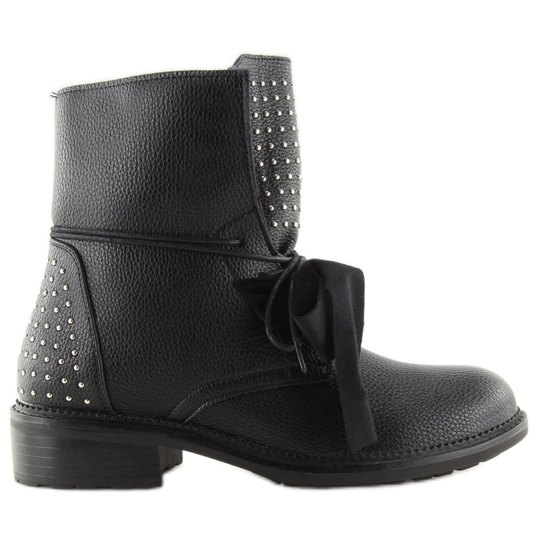 Munkások bársonyfekete masnival 1