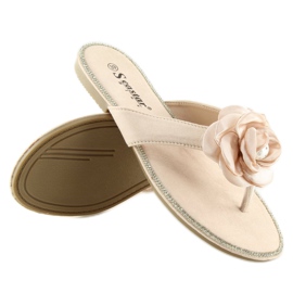 CK31P Bézs bézs flip-flop 2