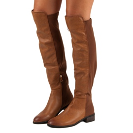 Corina Barna csizma térd felett 1