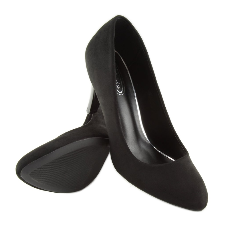 Mandula orrú szivattyúk fekete B-41 Fekete 1