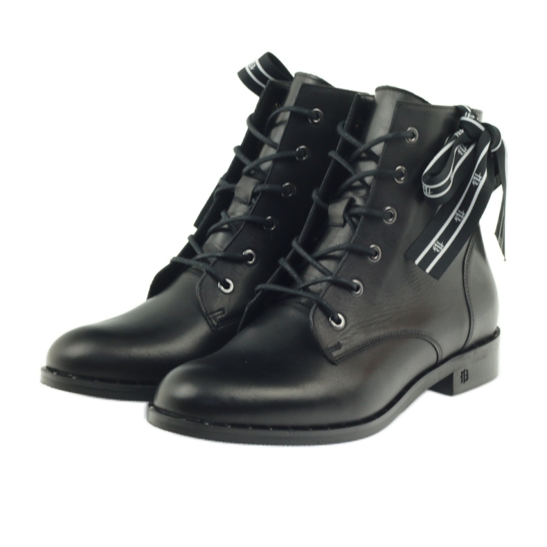 Masnival és Badura szegecsekkel díszített csizma fekete 3