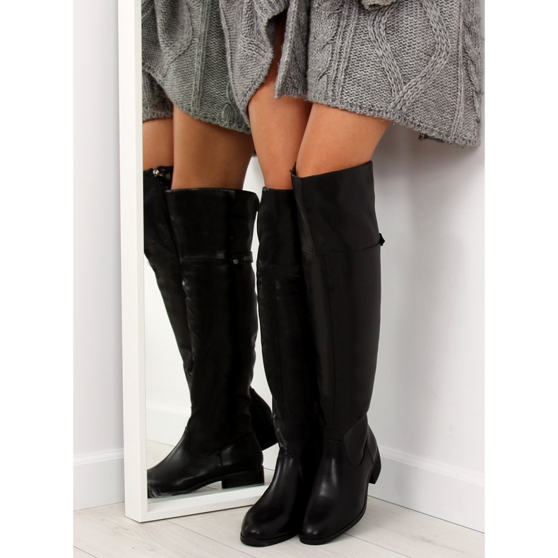 Térdig érő csizma fekete A-22 Black 1 Térdig érő csizma fekete A-22 Black 1