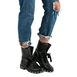 Lucky Shoes Sziklacsizma fekete 1