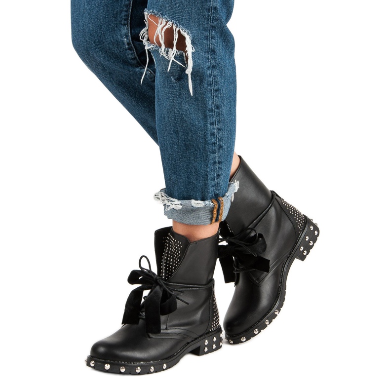 Lucky Shoes Sziklacsizma fekete 2