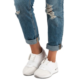 Felcsúsztatható sportcipő fehér 1